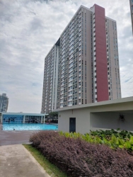 Fully Furnished Level 5 Lakefrong Homes Condominium Cyberjaya