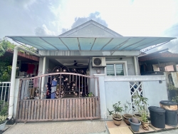 Fully Renovated Rumah Setingkat di Taman Sri Ramal, Kajang untuk dijual