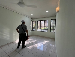 SEWA : Ground Floor Apartment Tropika Bukit Tinggi Klang